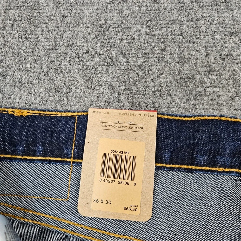 Levis 514 Straight Fit Mens Jeans 36x30 Dark Indigo Blue Denim 00514-3167 NWT